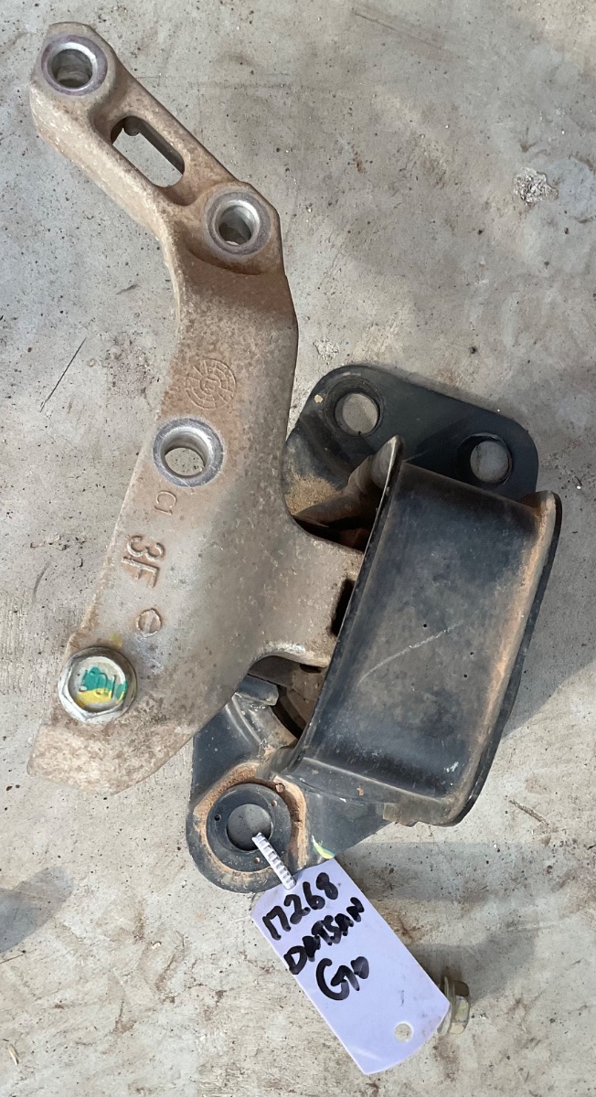 GO 1.2 LUX RIGHT ENGINE MOUNTING