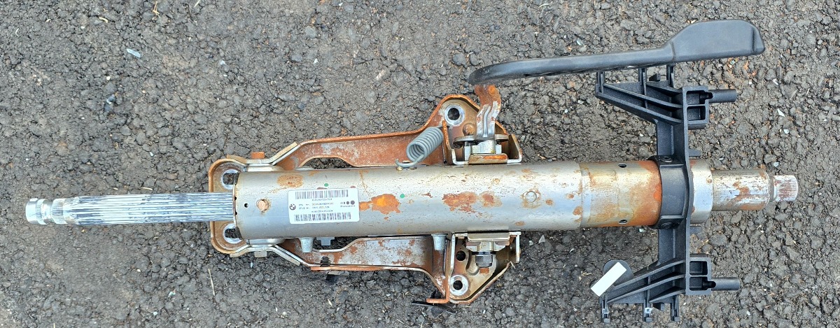 F45 STEERING COLUMN