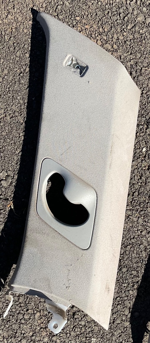 X5 X DRIVE 30D A/T LEFT UPPER B PILLAR TRIM