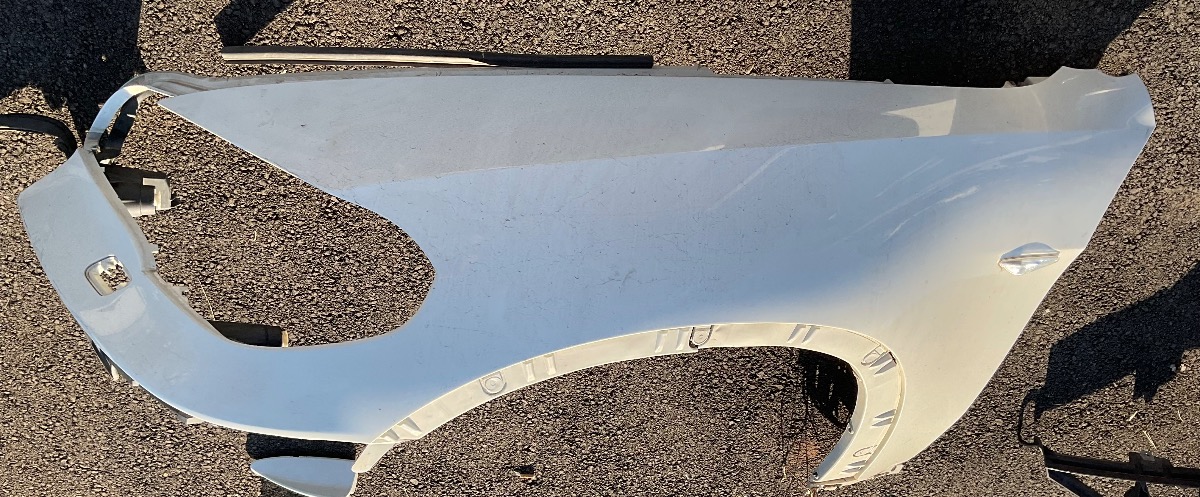 X5 X DRIVE 30D A/T LEFT FENDER