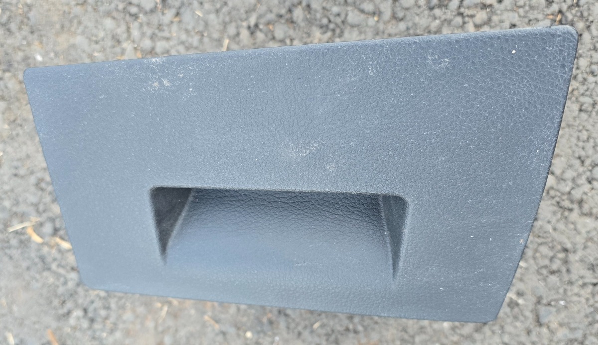 F45 DRIVER STORAGE BIN