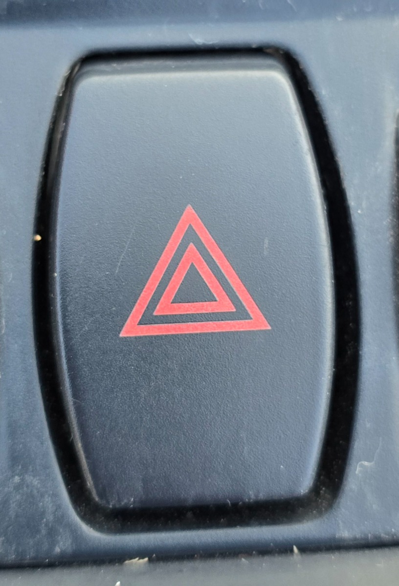 F45 FRONT CENTRE HAZARD SWITCH