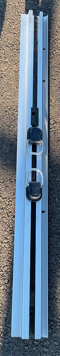 X5 X DRIVE 30D A/T LASHING RAIL LEFT
