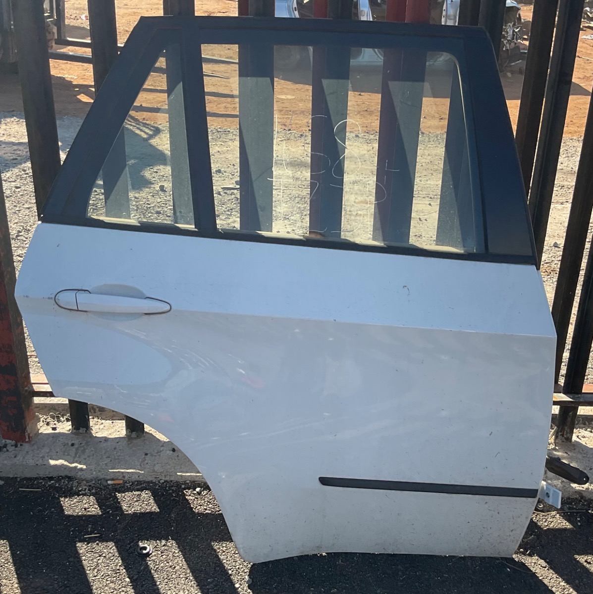 X5 X DRIVE 30D A/T RIGHT REAR DOOR SHELL