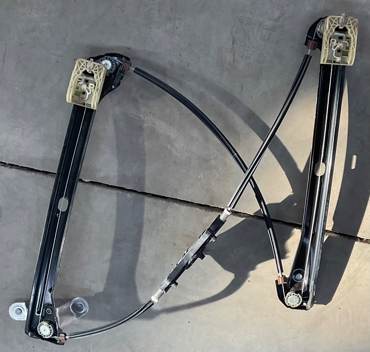 GOLF 7 RIGHT FRONT WINDOW MECH ELEC