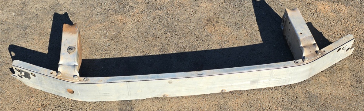 X1 F48 FRONT BUMPER STIFFNER