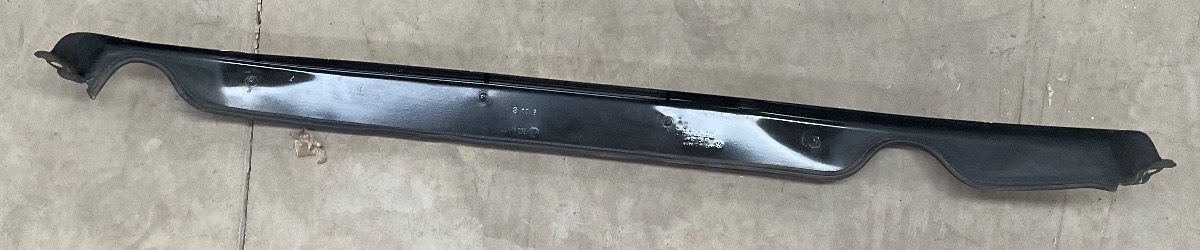 GOLF 7 UPPER RADIATOR SUPPORT BRACKET