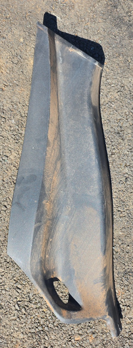 F48 X1 LEFT REAR INNER FENDER TRIM