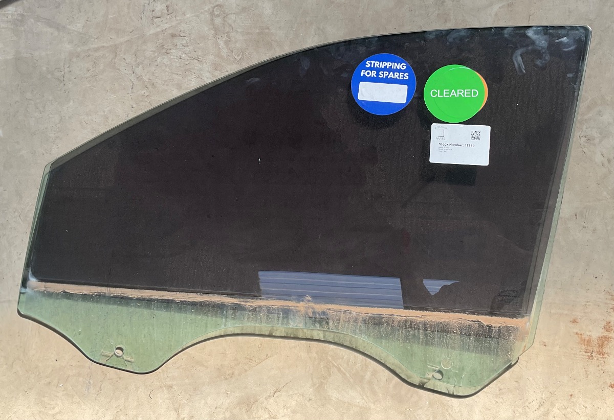 RANGER T6 D/C LEFT FRONT DOOR GLASS