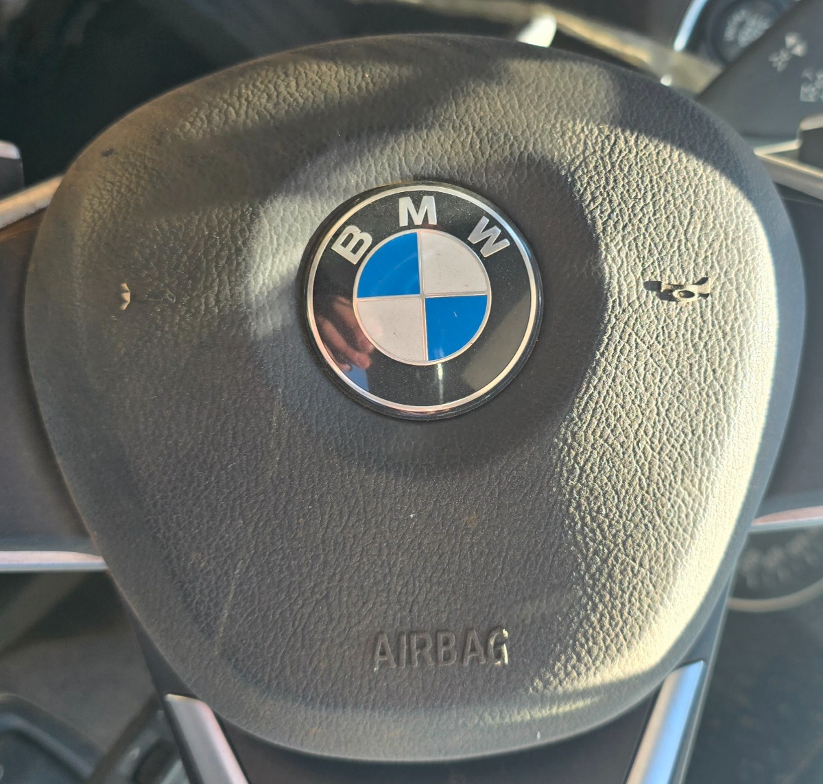 F48 X1 STEERING AIRBAG