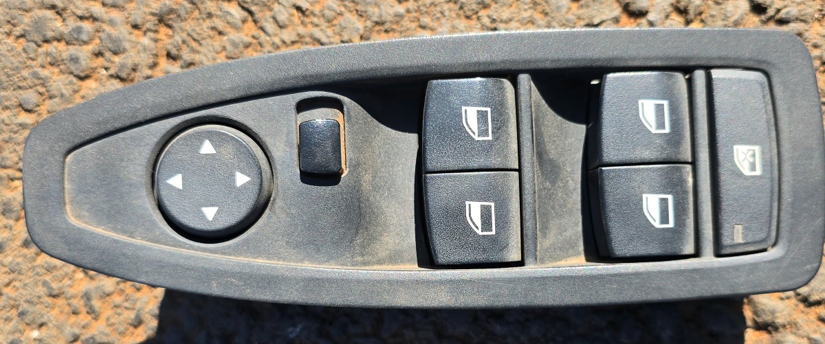 F48 Z1 DRIVER WINDOW SWITCH