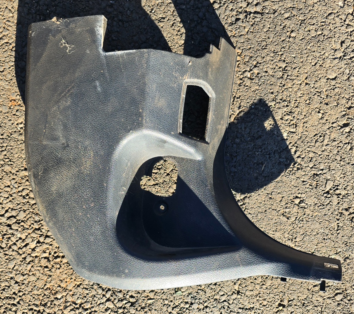 X1 F48 RIGHT LOWER A-PILLAR TRIM