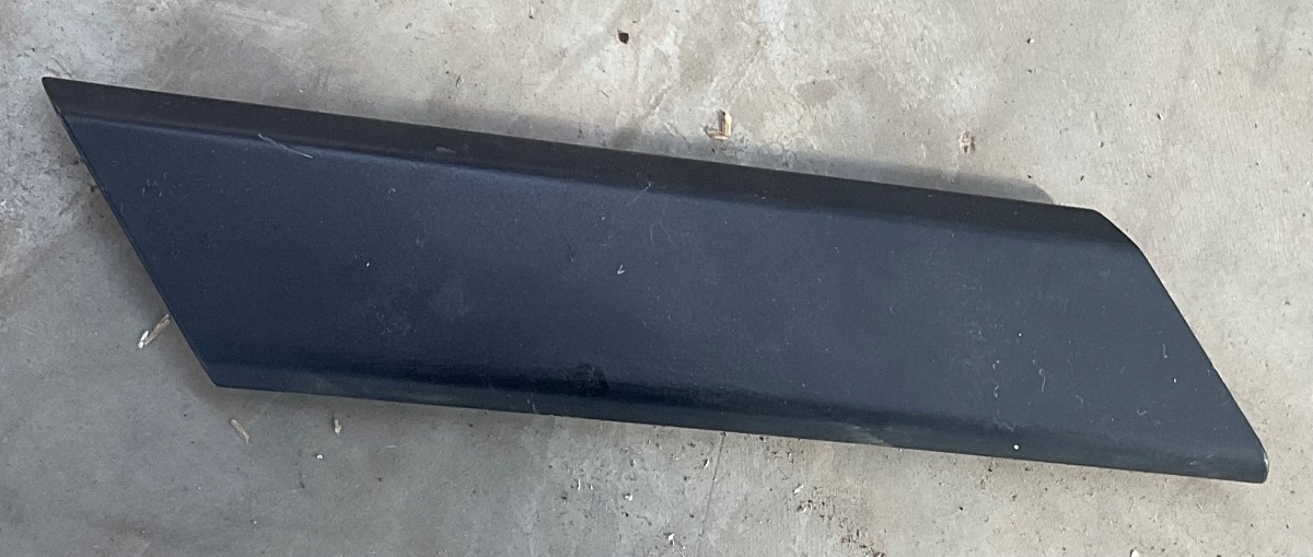 GOLF 7 FRONT LEFT DOOR PULL HANDLE TRIM