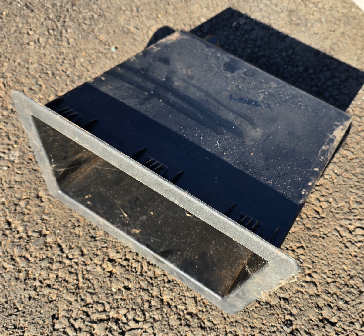 X1 F48 STORAGE BOX REAR