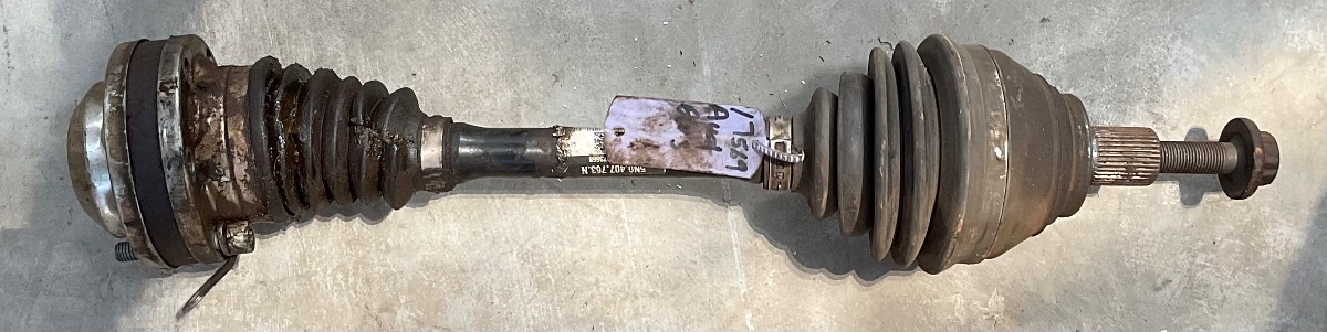 Q3 RIGHT DRIVE SHAFT