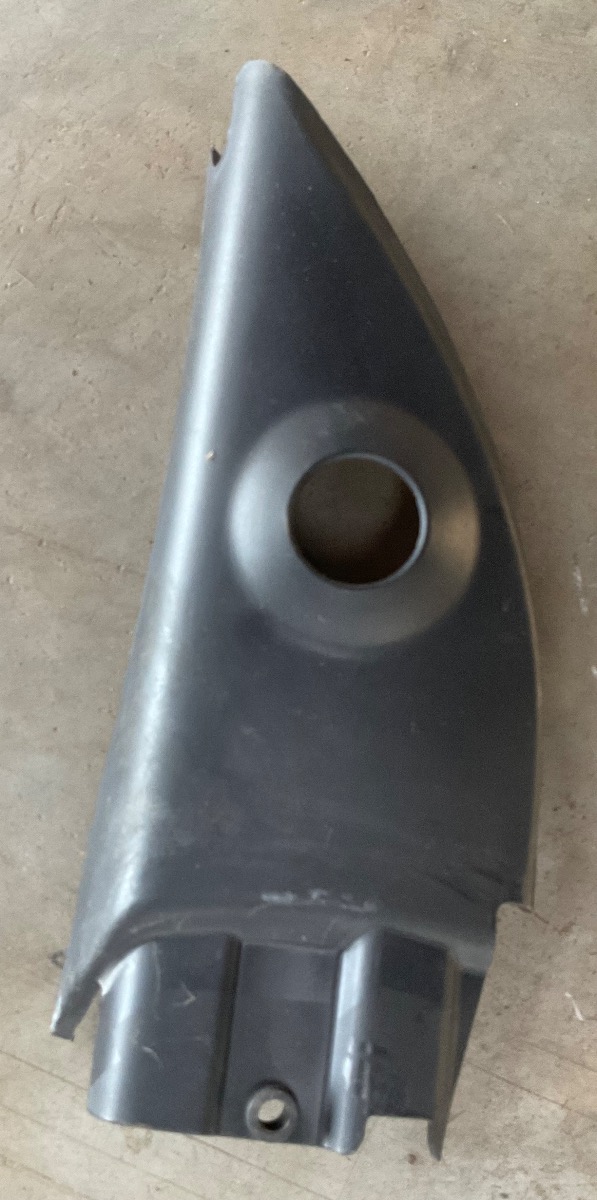 POLO VIVO LEFT INNER MIRROR COVER