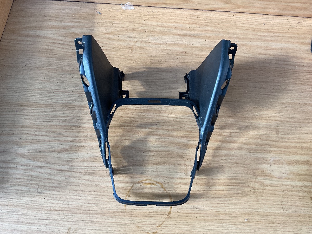 URBAN CRUISER CENTRE CONSOLE UPPER PANNEL