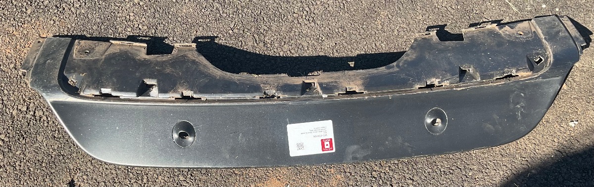 X5 X DRIVE 30D A/T REAR BUMPER LOWER CENTER TRIM
