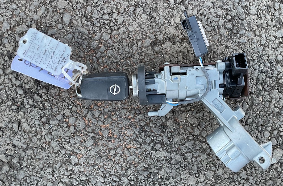 CORSA E 1.0T IGNITION + KEY