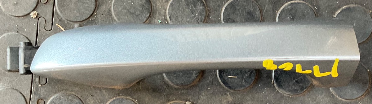 TIGUAN ALLSPACE RIGHT FRONT OUTER DOOR HANDLE
