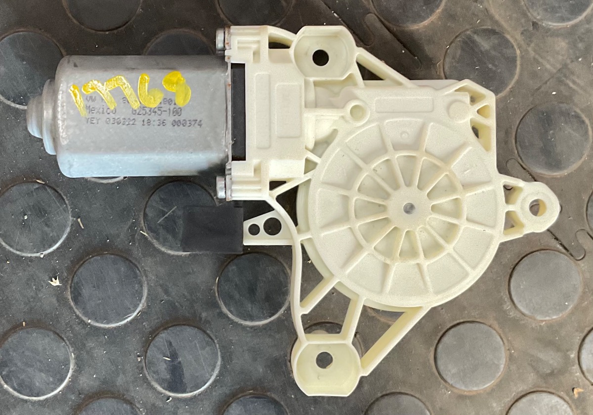 TIGUAN ALLSPACE RIGHT FRONT WINDOW MOTOR