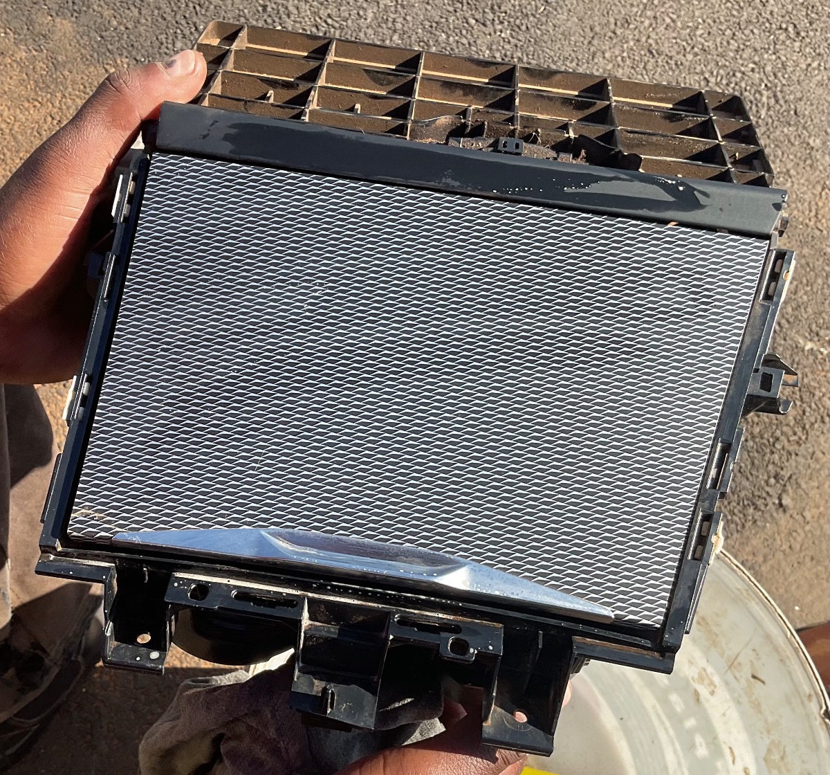 G20 Compartment centre console front