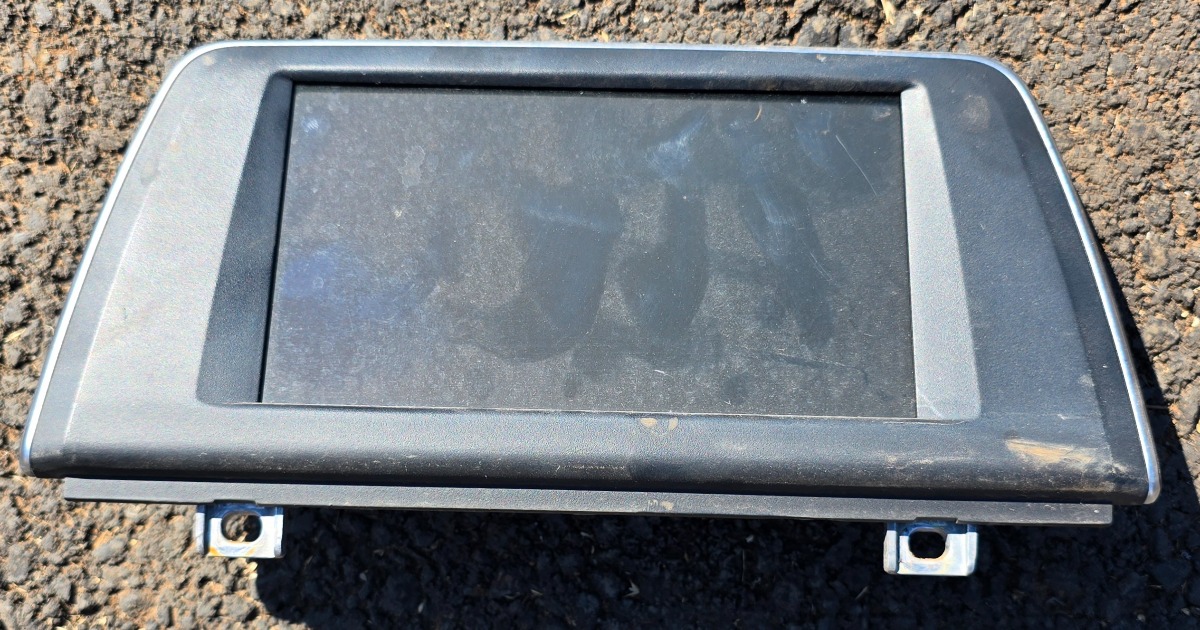 F48 X1 RADIO DISPLAY