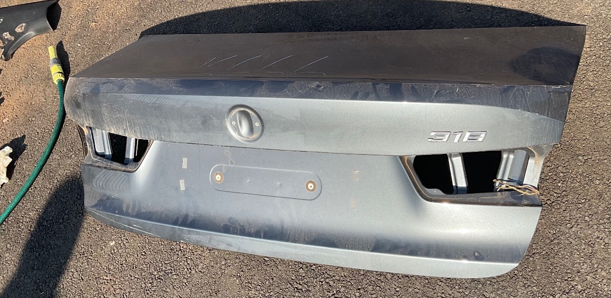 G20 REAR BOOT LID