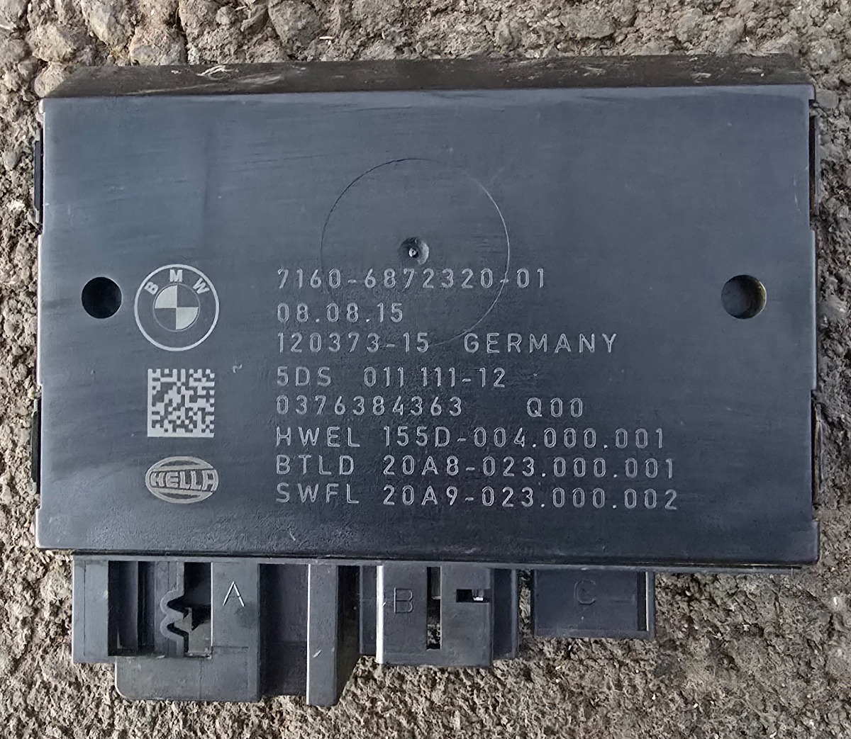 F48 X1 TRAILER HITCH CONTROL MODULE