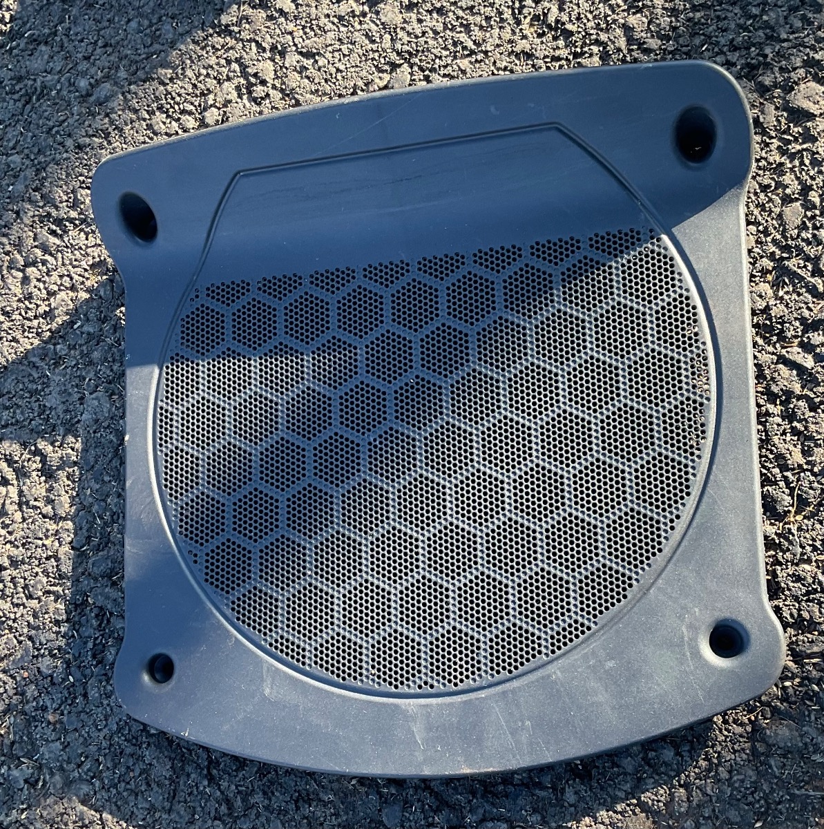 G20 Dash centre speaker trim cover