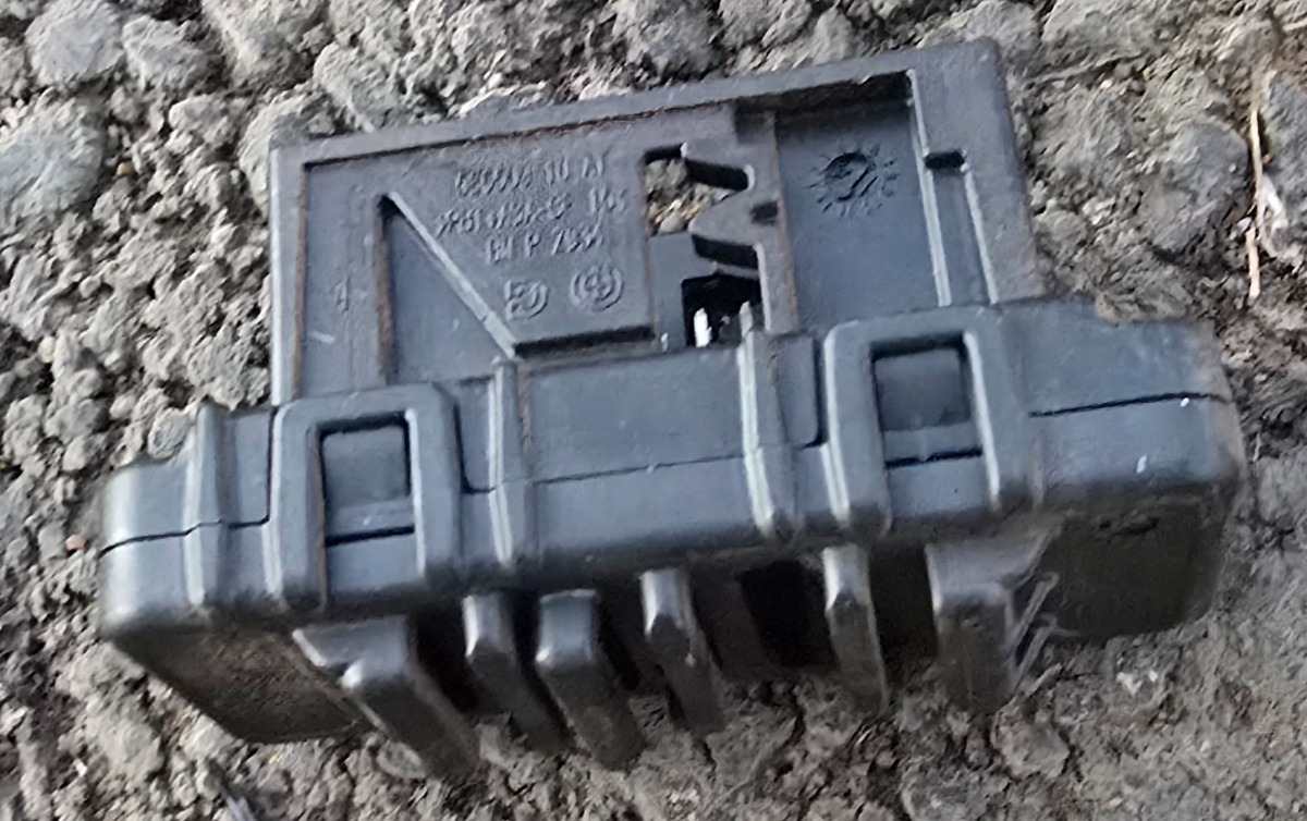 F48 X1 BUS INTERFACE