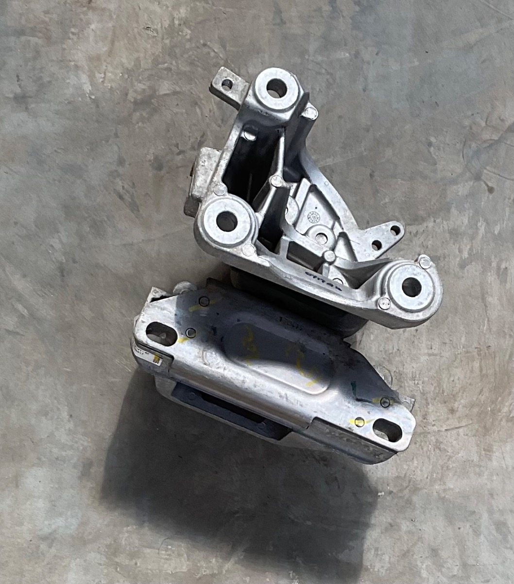 FIGO 1.5Ti VCT GEARBOX MOUNTING