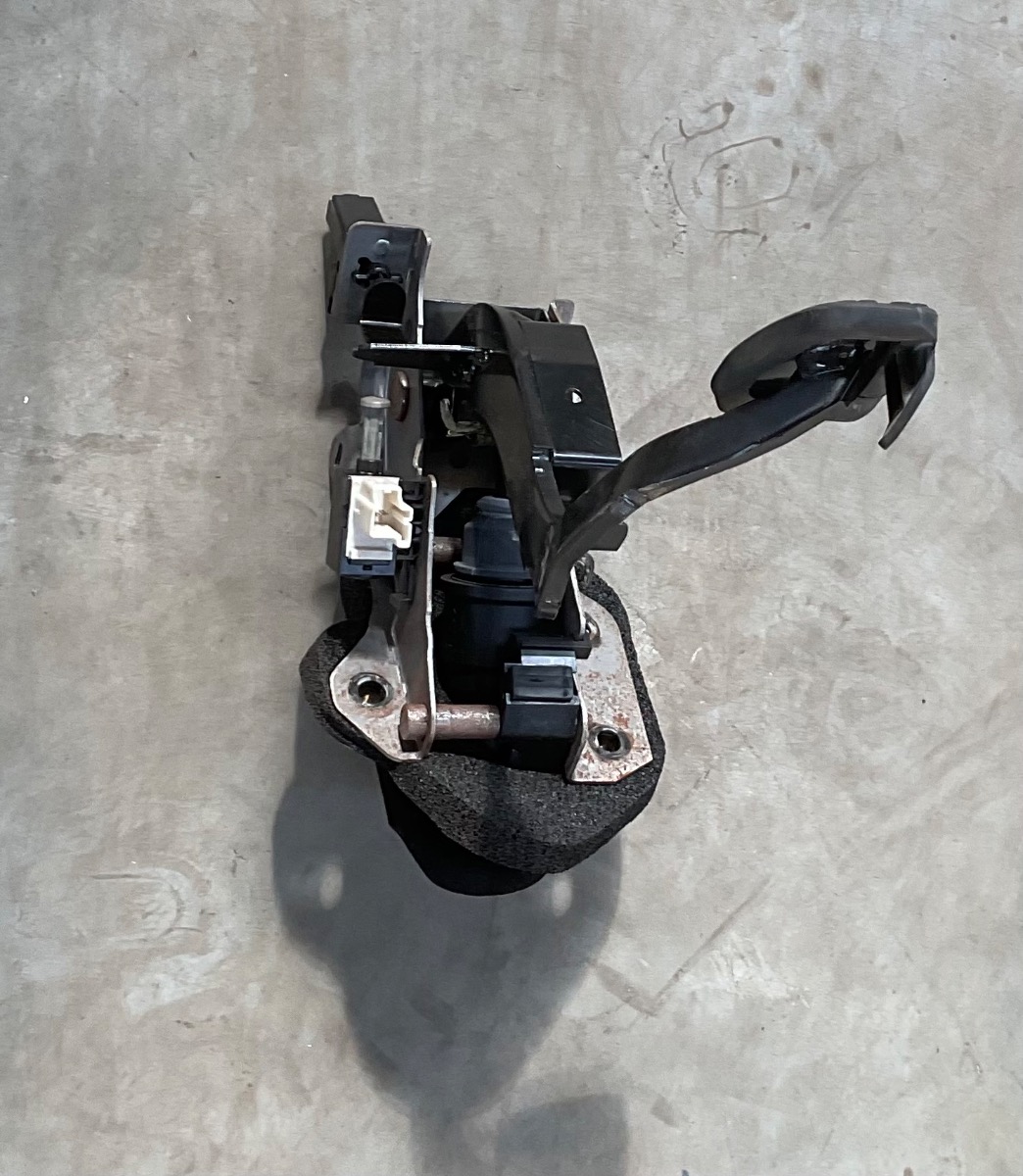FIGO BRAKE PEDAL ASSY