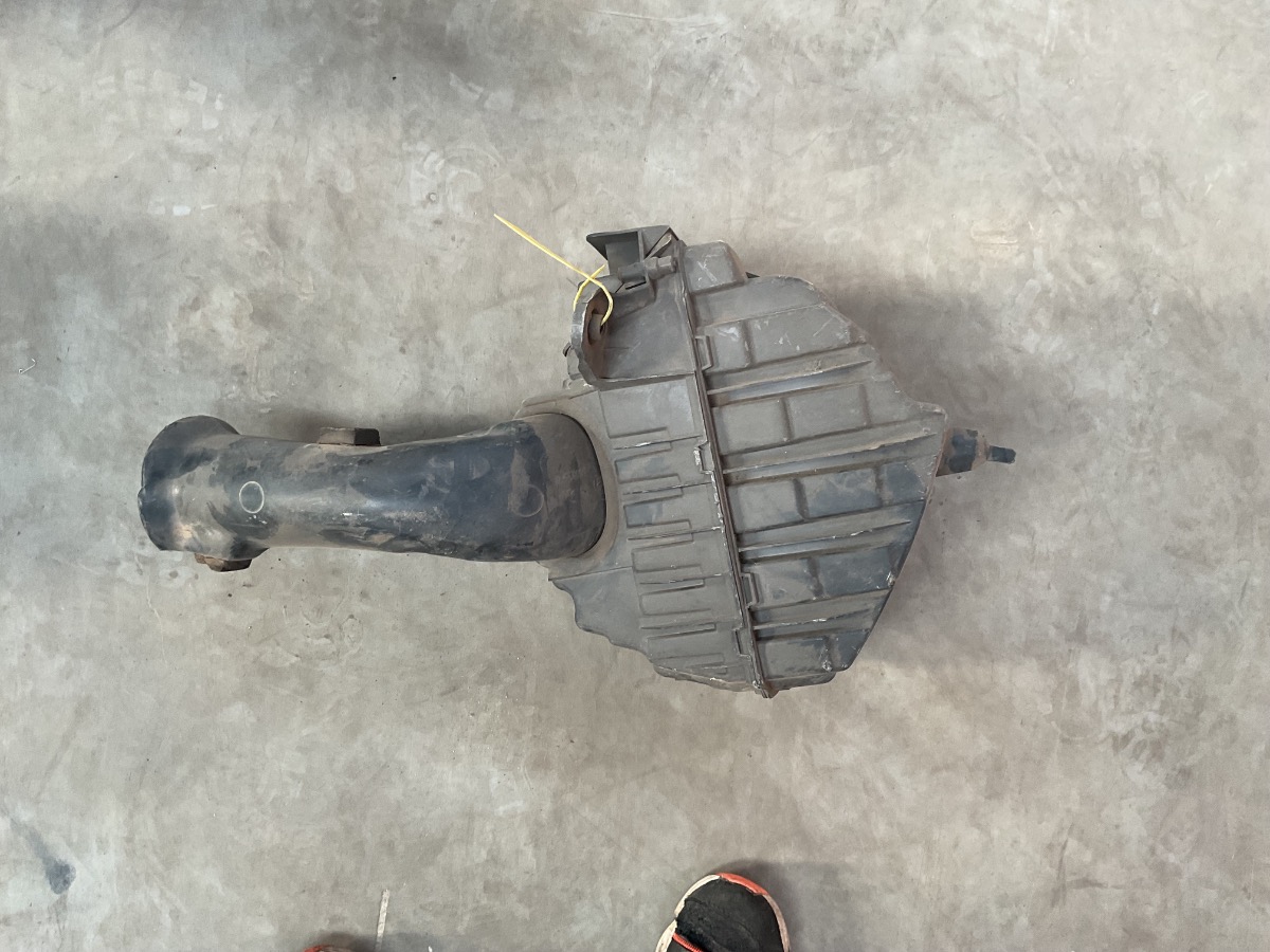 MEGANE III RS AIR FILTER HOUSING