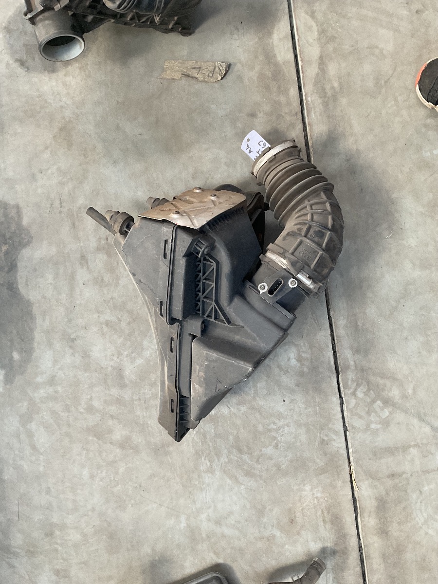 A4 1.8T B8 AIR FILTER HOUSING