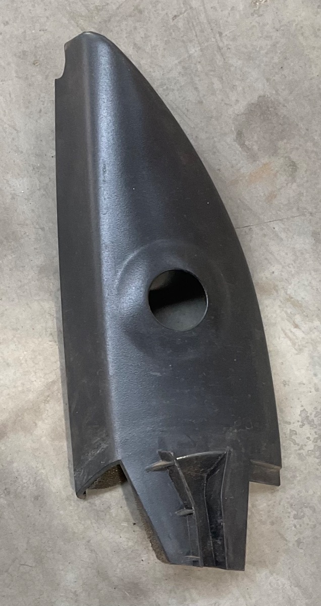 POLO INNER MIRROR COVER LEFT