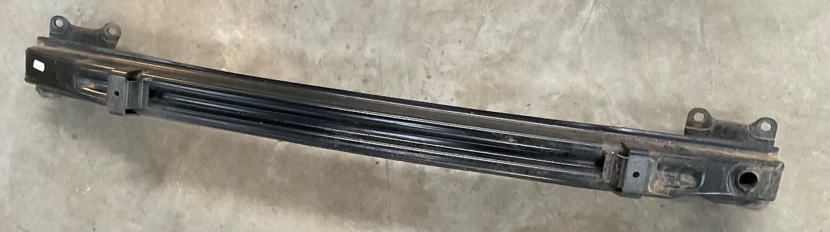 TT REAR BUMPER STIFFENER