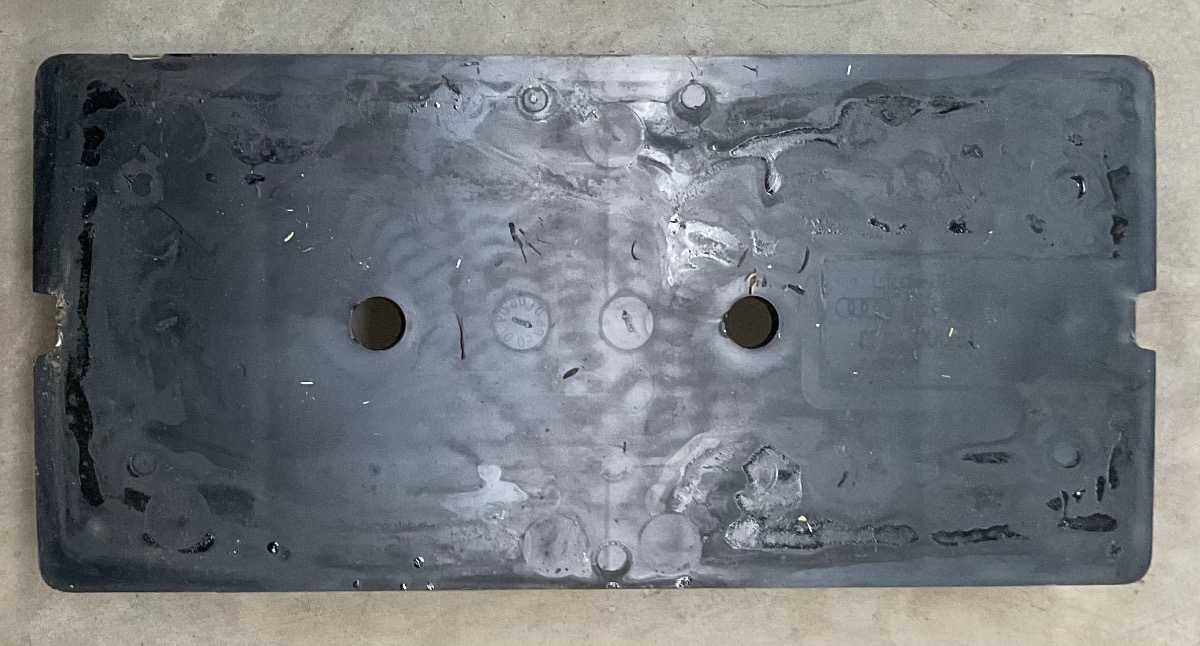 TT CENTRE CONSOLE INSERT