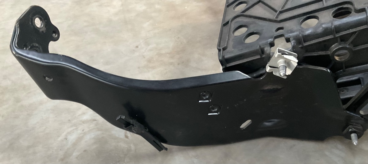 TT RADIO MOUNTING BRACKET