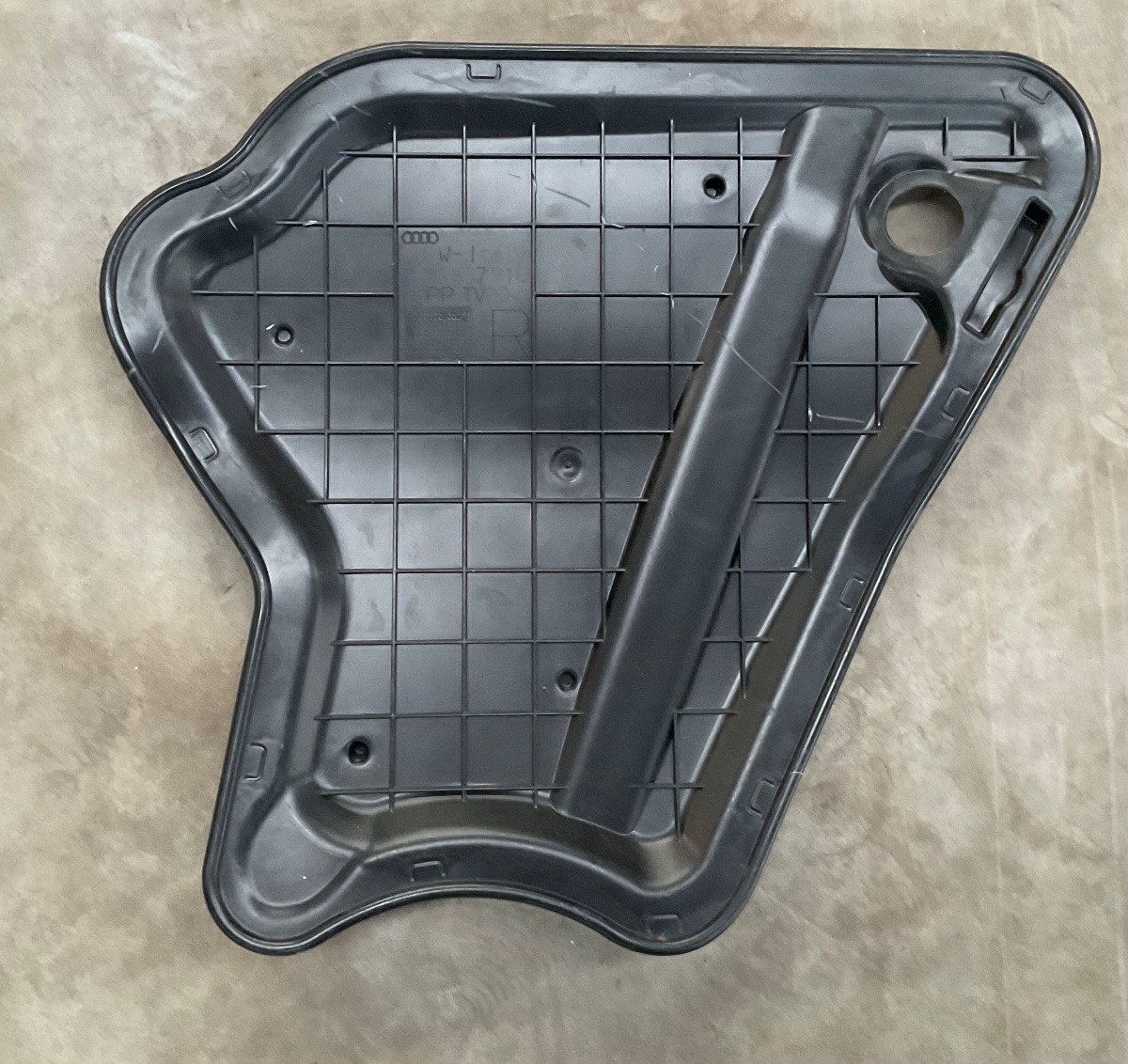 TT RIGHT INNER DOOR PANEL COVER