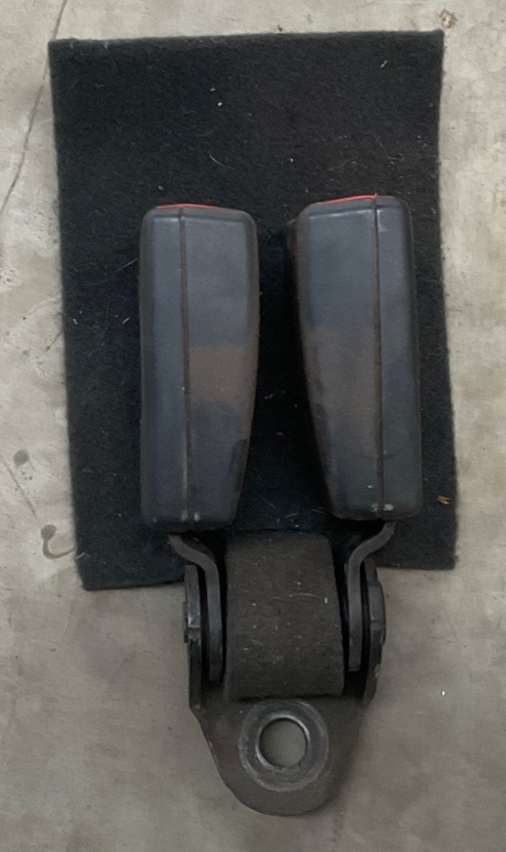 TT REAR SEAT BELT STALK