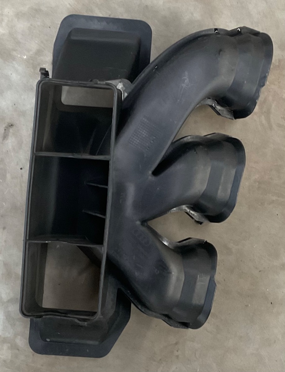 TT air duct front centre