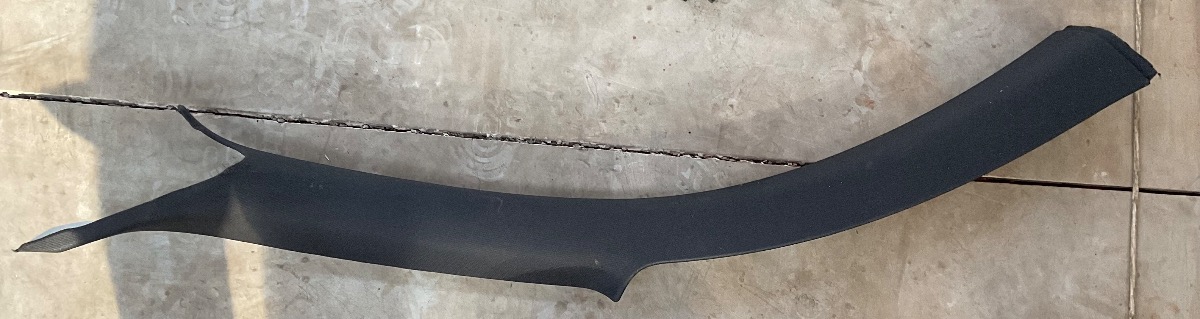 TT LEFT A PILLAR TRIM