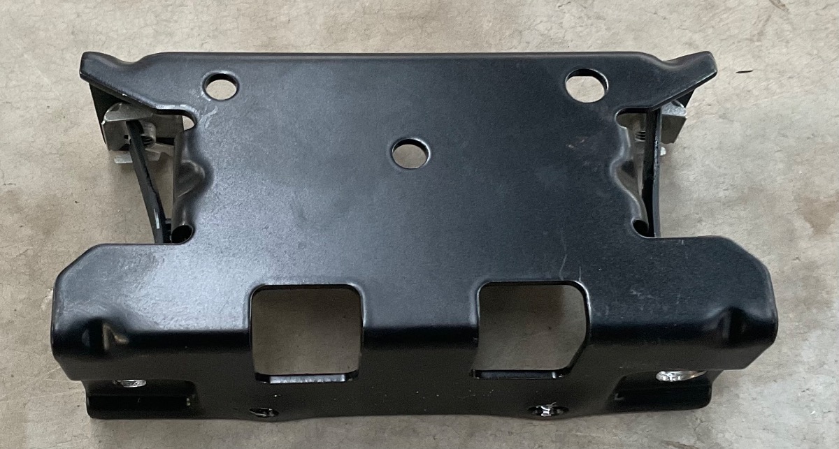 TT REAR CONSOLE BRACKET