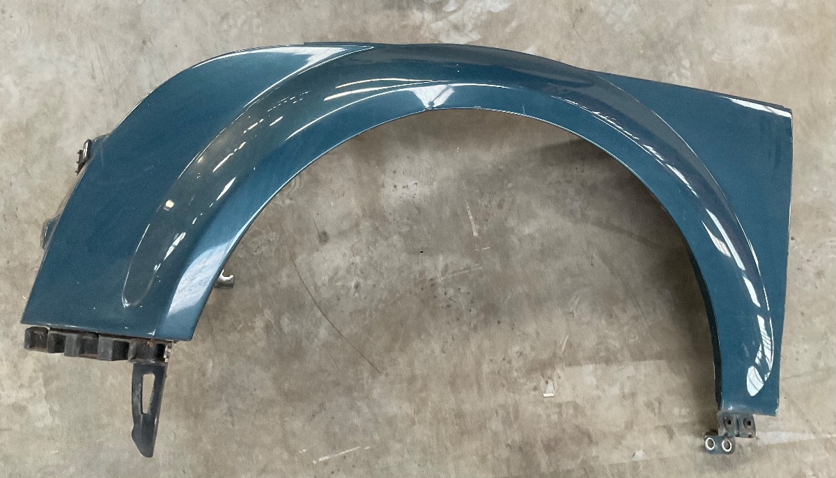 TT LEFT FENDER