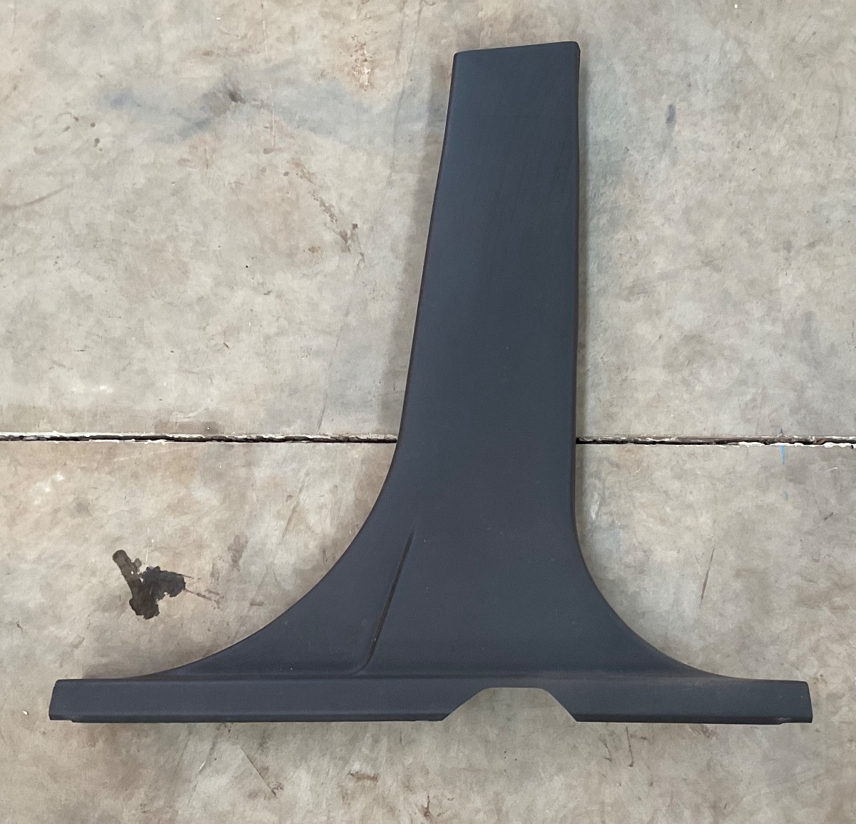 FIGO RIGHT INNER B PILLAR TRIM