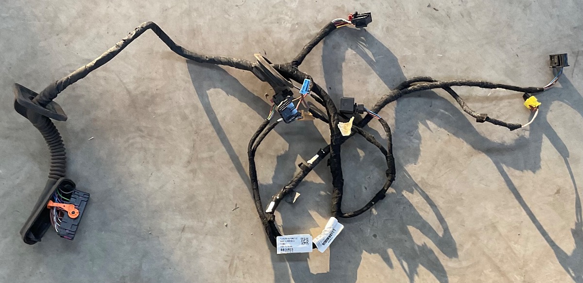 T-CROSS RIGHT FRONT DOOR WIRING