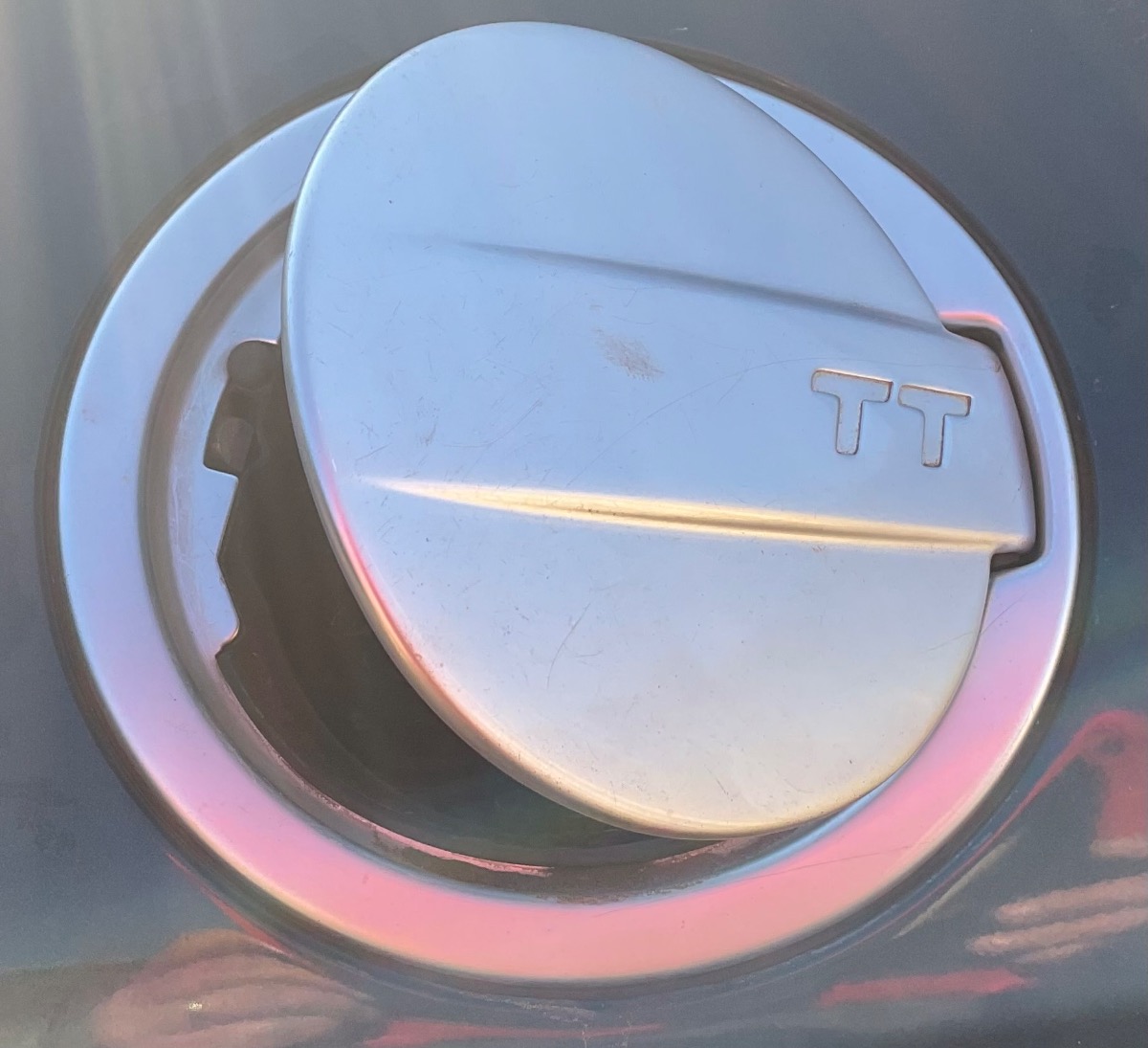 TT FUEL FLAP