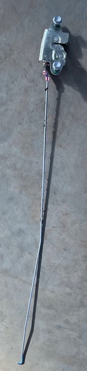 HILUX GD 6 TAILGATE LOCK RIGHT