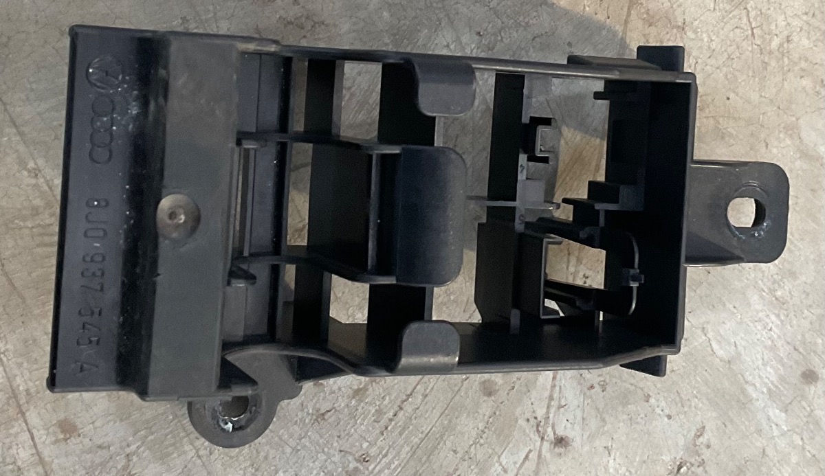 TT WIRING BRACKET